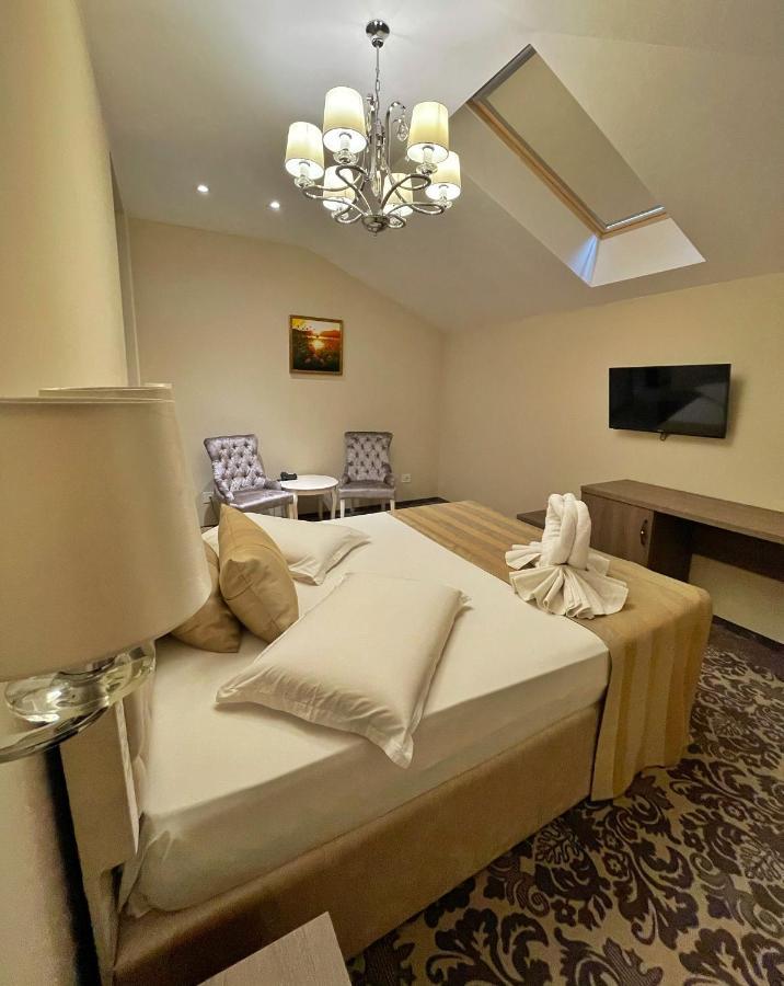 J'Adore Boutique Hotel Lugoj Exteriér fotografie