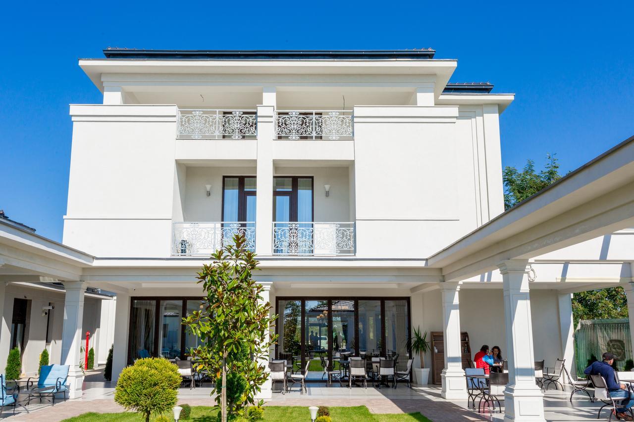J'Adore Boutique Hotel Lugoj Exteriér fotografie